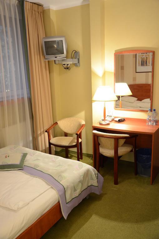 Hotel Agat 2*