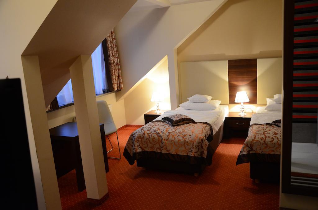 Hotel Agat 2*